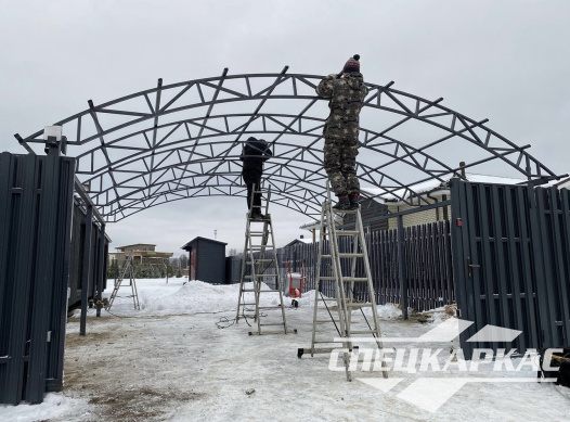 Прочный и просторный навес из поликарбоната для двух автомобилей 7х7 №51 - фото 1462